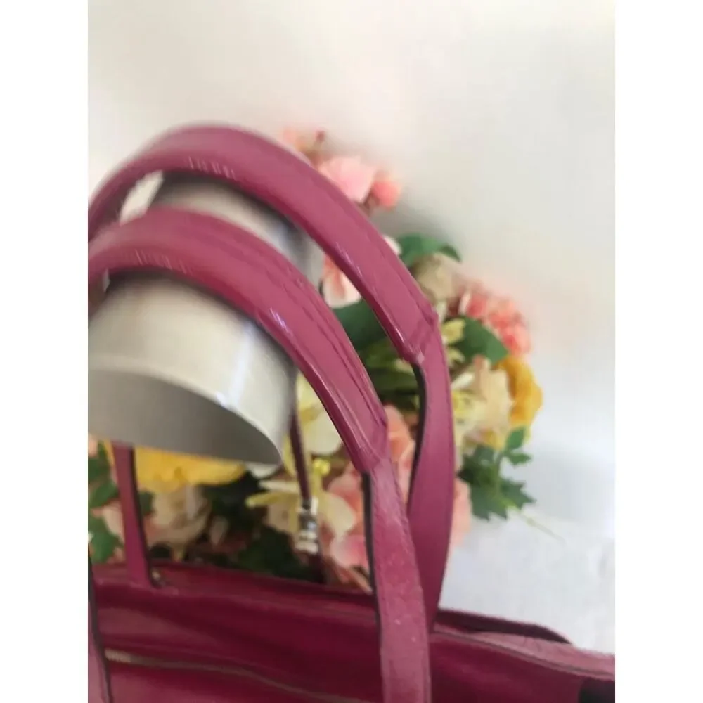 Coach F17940 Signature Fuchsia Baby Diaper Bag Tote Patent Leather (190